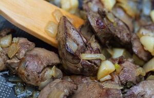 Вот от чего на самом деле зависит мягкость жареной печени — и её вкус: узнала 3 простых секрета. Теперь печёнка у меня не становится жёсткой, даже если очень постараться. 