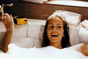 Отдыхать, как в кино: 15 ванных из известных фильмов