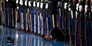 Солдат в обмороке: прощальная речь Обамы