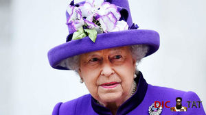 СМИ: Королеву Елизавету II чуть не застрелил охранник Букингемского дворца