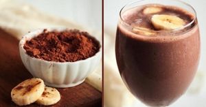 Этот вкуснейший какао-банановый коктейль поднимет тебе настроение даже в самый хмурый день!