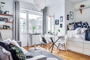 Скандинавская квартирка 22 м² с необычной кроватью