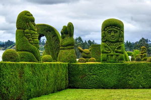 Кладбище-топиарий - самая необычная достопримечательность Эквадора