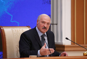 Дешевая политика: почему Лукашенко «бомбит» Россию.