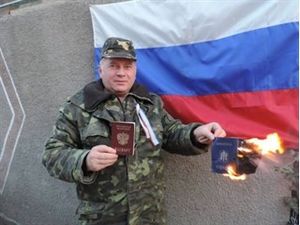 Почему паспорта РФ беженцам с Донбасса надо выдавать, не раздумывая и не медля
