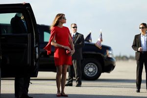 Женщина, с которой мир не сводит глаз: первая леди США Меланья Трамп после инаугурации