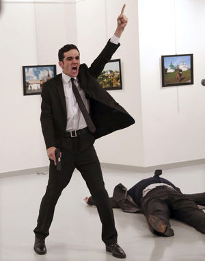 Жуткое фото убийства- главный приз World Press Photo.