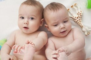 Потрясающий рассказ мамы близнецов о нелегких родительских буднях
