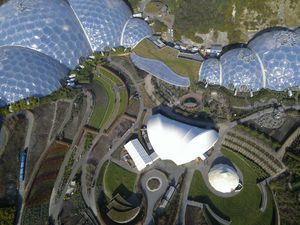 Как выглядит «Проект Эдем» — самый большой ботанический сад в мире