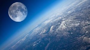 РКК «Энергия» планирует отправить туристов к Луне в 2022 году