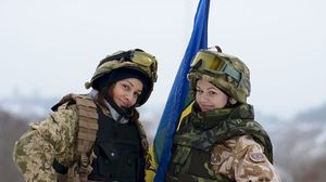 Война на Украине продолжается: в ход пошли женщины
