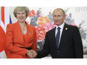 Будущее без Путина: Лондон ищет предателей в России