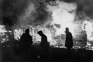 74 года назад была сожжена белорусская деревня Хатынь