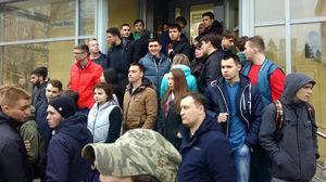 Жители Волгограда заставили Навального извиниться за Родину-Мать