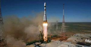 Роскосмос рассматривает возможность производства ракет с многоразовыми элементами