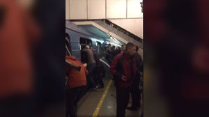 Взрыв в петербургском метро.