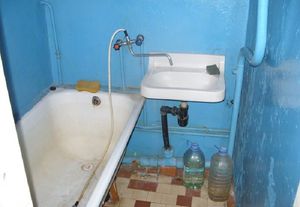 Эта омерзительная ванная после ремонта превратилась в самое романтичное место в доме. Посмотри, как мне это удалось!