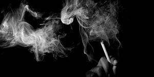 Курение убило в 2015 году более 280 тысяч россиян