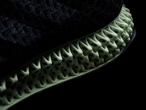 Adidas запустит массовое производство кроссовок, напечатанных на 3D-принтере