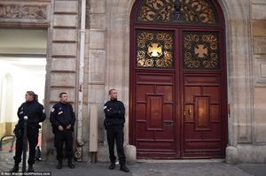 Ограбление в Париже и еще 5 случаев, когда Ким Кардашьян пожалела о популярности