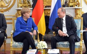 Меркель может приехать в Москву говорить об Украине. И о Польше?