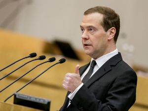 Павел Салин: Медведев уверен в своем политическом будущем