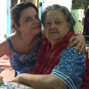 Лолита откровенно рассказала о жесткой травле ее русской семьи в киеве