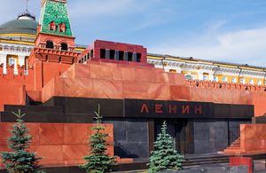Степашин рассказал о приказе Ельцина снести мавзолей Ленина