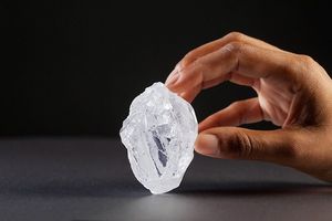 Lesedi la Rona – самый большой необработанный алмаз в мире будет продан с аукциона Сотбис