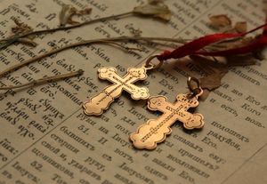 В каких случаях православные могут не носить крестик