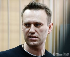 В Москве суд обязал Навального опровергнуть его заявления о миллиардере Усманове