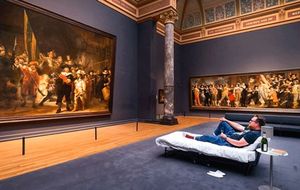 «Ночь в музее» в реальной жизни: голландец проводит ночь в одиночестве в Рейксмузеум в Амстердаме