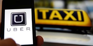 Автомобили LADA будут использоваться в Uber и Яндекс.Такси