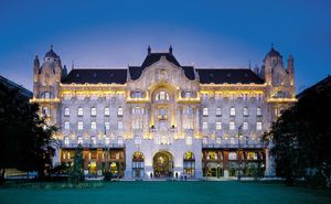 За будущее экологии: Four Seasons Hotel Gresham Palace Budapest и BMW Венгрия объединяют силы