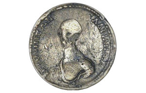 Монета с пришельцем - фейк, сделанный на коленке.