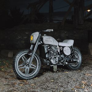 Эксклюзивный мотоцикл, которого нет ни у кого- Honda из камня