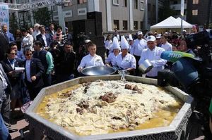 Бешбармак по-нанайски с куриными окорочками! Ем руками, чтобы прочувствовать настоящий вкус…