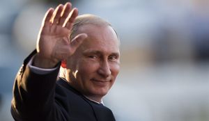 Две трети россиян хотят видеть Путина президентом после 2018 года