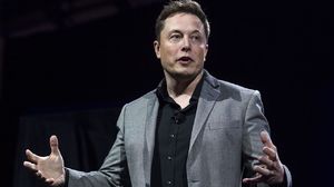 Маск: хорошо бы соединить заводы Tesla линией Hyperloop