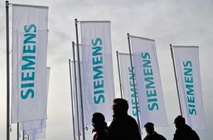 Немецкой корпорации Siemens напомнили о помощи фашистам