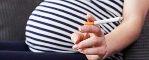 Курить при беременности глупо и вредно, но основной урон наносит не никотин