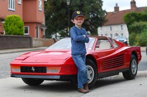 Детская Ferrari 512 Testarossa за 97.000$ самая дорогая детская игрушка в мире