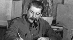 Андрей Фурсов – без сталинского фундамента нас ожидала бы участь сербов и ливийцев
