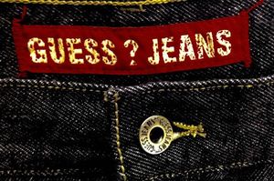 25 самых дорогих пар джинсов в истории