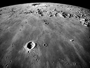 На Луне обнаружен кислород земного происхождения