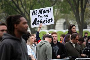 Атеистов обвинили в аморальности даже сами атеисты