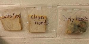 Отвратительно, но эффективно: Как научить детей мыть руки