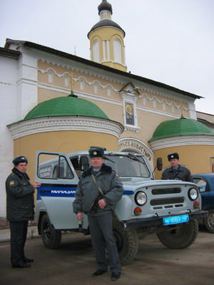 Однажды в монастырь...