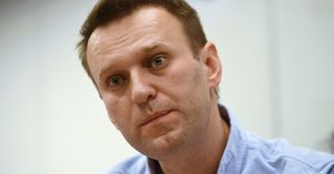 Навальный: закат неурожайной клоунады
