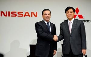 Официально: Nissan купит треть акций Mitsubishi